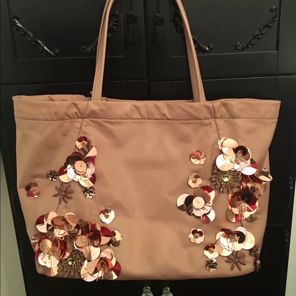 NWT-Tori Burch Flower Cluster Tote